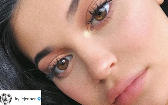 Wiemy, co w ciąży je Kylie. Nic dziwnego, że przytyła ponad 12 kilogramów