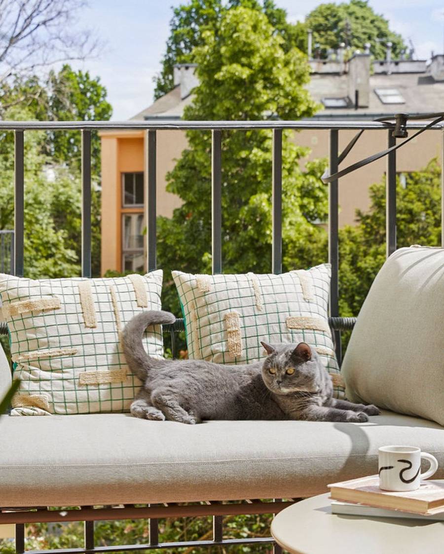 Monika Brodka pokazała jak mieszka! Japońskie lalki, fajka do opium, fikuśna lampa i plejada kolorów (ZDJĘCIA)