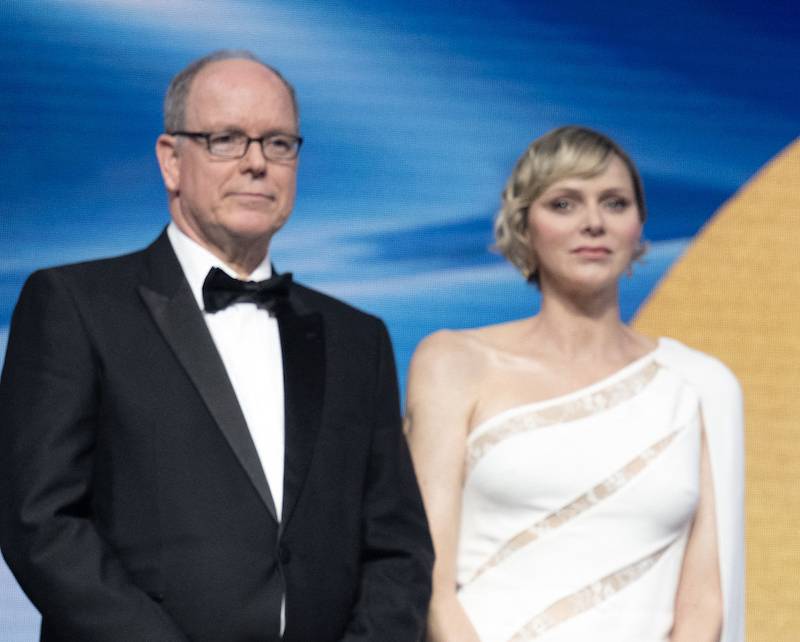 Księżniczka Charlene na festiwalu telewizyjnym w Monte-Carlo 2024. Towarzyszył jej mąż książę Albert