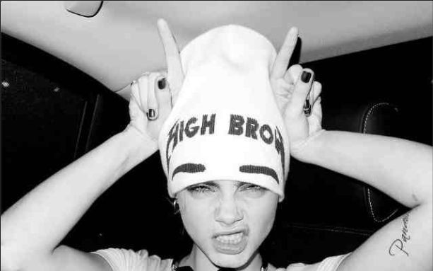 Słodkie minki Cary Delevingne