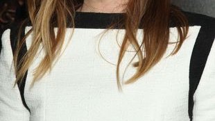 Leighton Meester wygładzona do granic możliwości