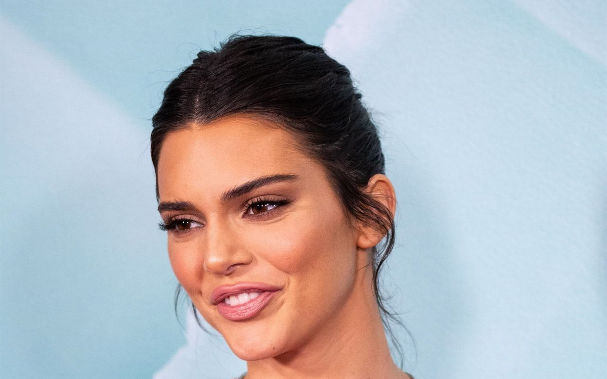 Kendall Jenner w naturalnym koczku