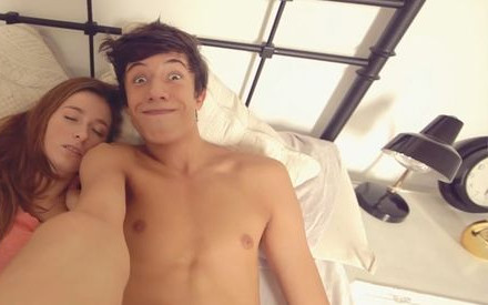 Dawid Kwiatkowski skopiował od Biebera pomysł na klip? VIDEO