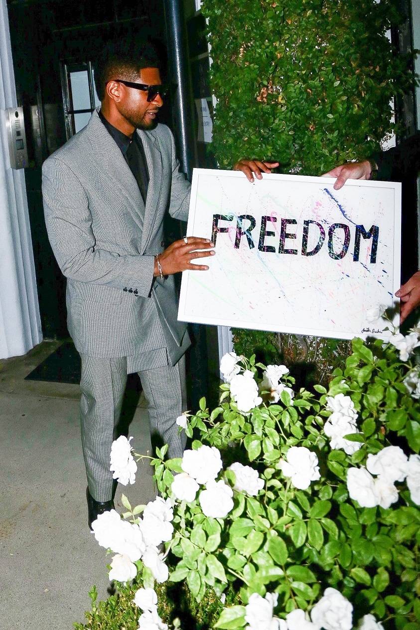 Biebierowie nigdy nie wyglądali tak dobrze, jak wczoraj! Hailey miała suknię do ziemi