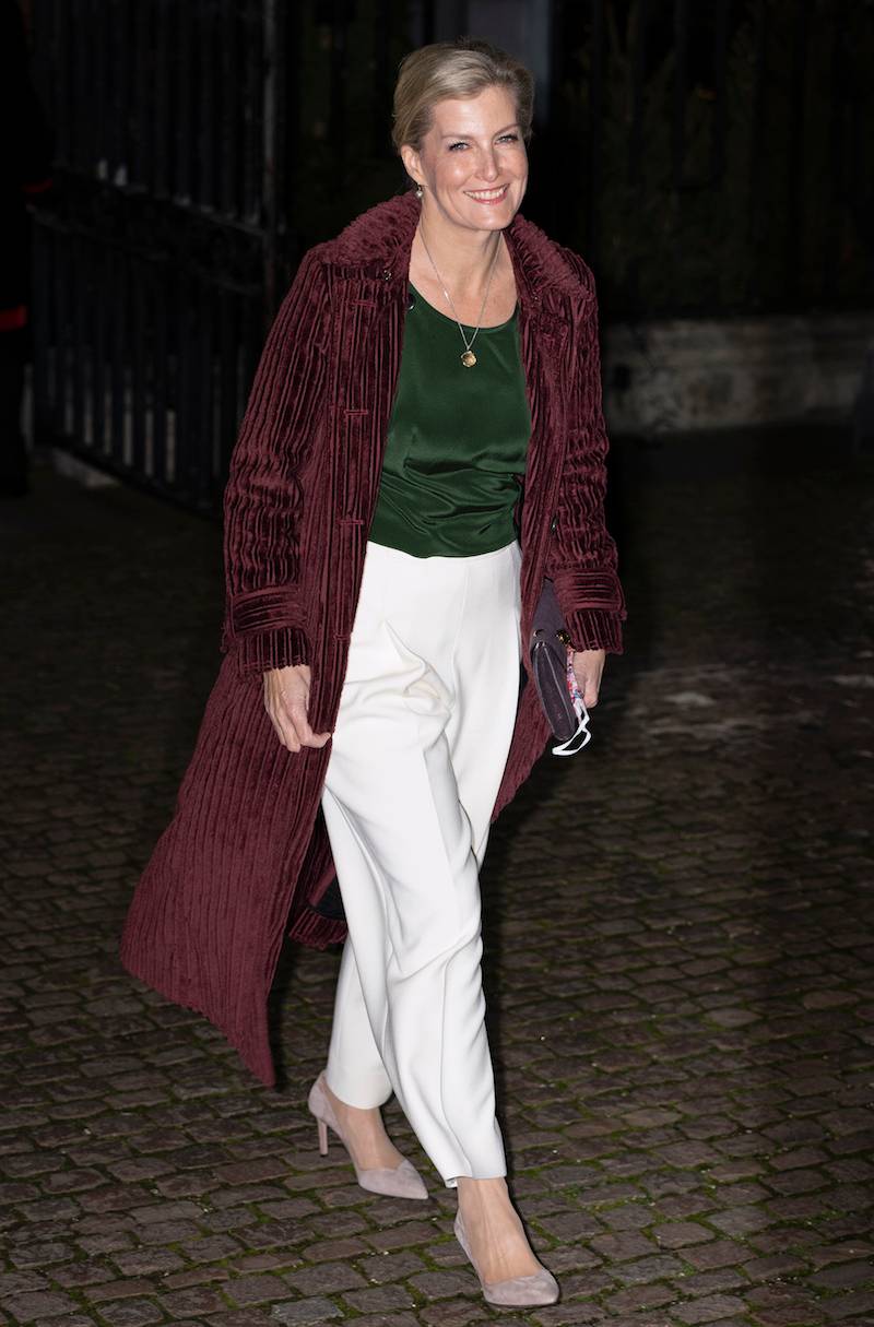 Księżna Kate i książę Wiliam kolędują ze swoją rodziną. Nie pojawili się najważniejsi członkowie rodziny!