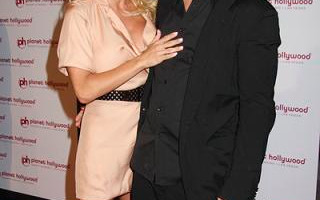 Pamela i Criss Angel w klubie