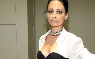 Nicole Richie zdecydowanie powinna unikać dekoltów