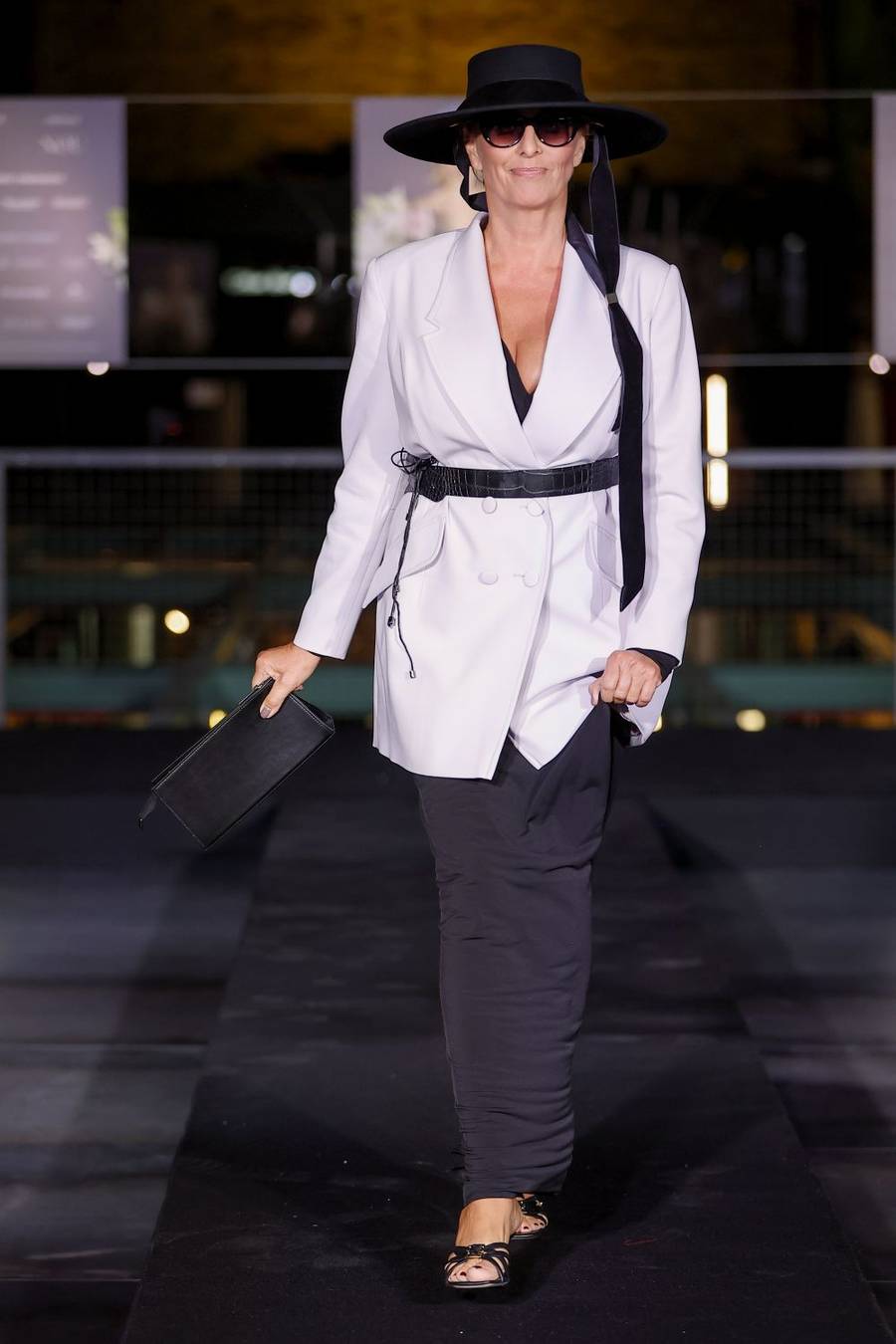 Tłumy gwiazd na wernisażu “Projekt Kobiety”. Odmieniona Dankwa, Hyży, bajkowa Kurdej-Szatan, Sokołowska……