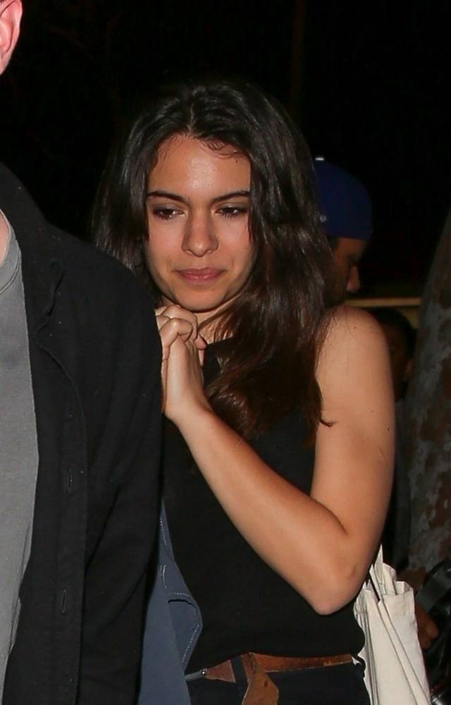 Gorąca randka Josha Hutersona z piękną hiszpanką