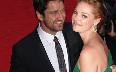 Katherine Heigl uwodzi zmysłową kreacją (FOTO)