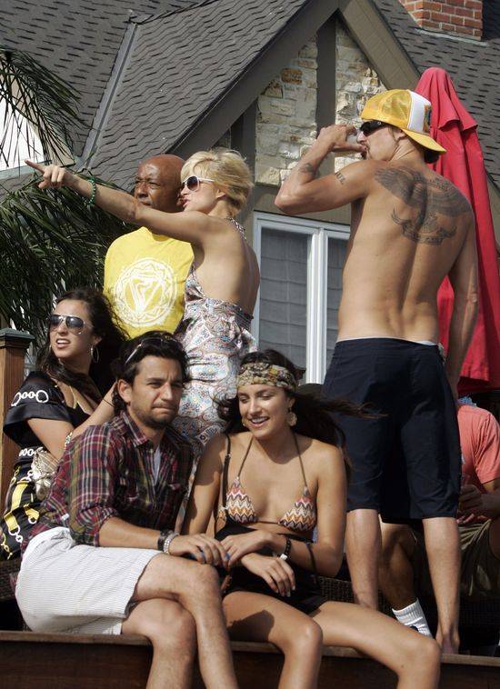 Z kim spotykała się Paris Hilton?