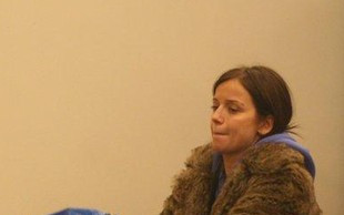 Ania Przybylska w ciąży nosi siaty (FOTO)