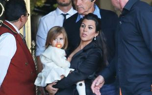 Pierwsze zdjęcie trzeciego dziecka Kourtney Kardashian FOTO