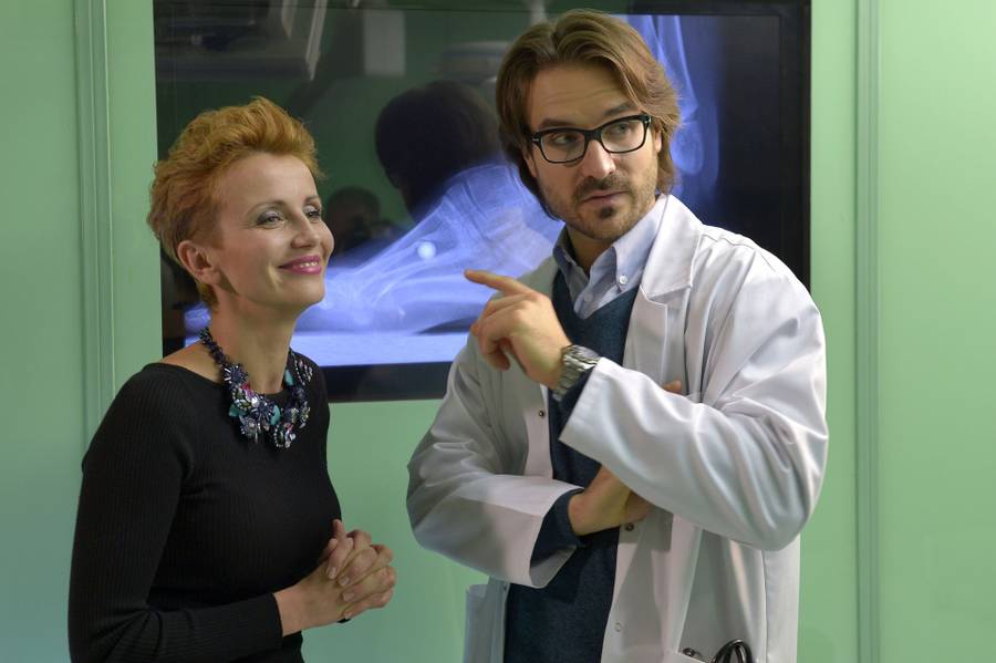 Piotr Stramowski w długich włosach