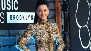 Katy Perry na MTV VMA 2013: Złoty grill na zębach (FOTO)