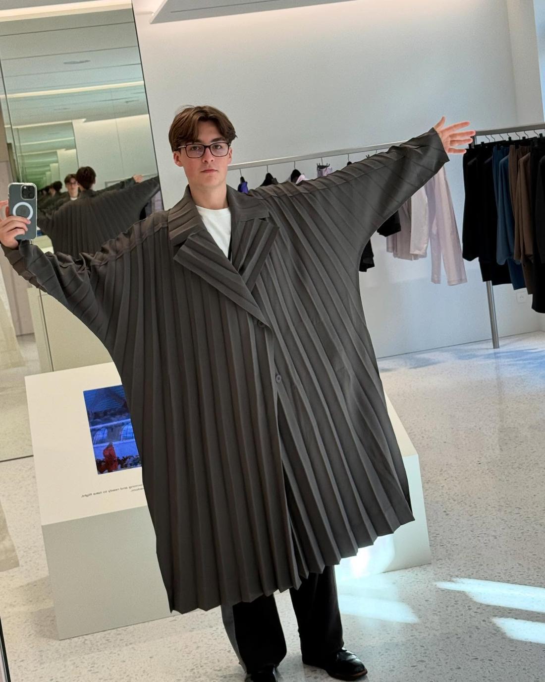 Stanisław Rozenek poznaje tajniki mody w Paryżu, fot. Instagram