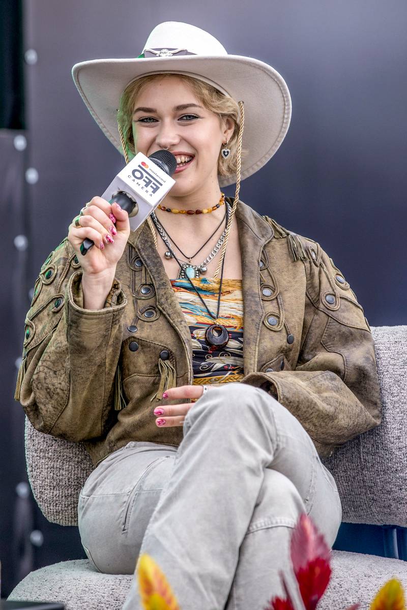 23-letnia Helena Englert znów zaskoczyła stylizacją. Pojawiła się na festiwalu OFF Camera