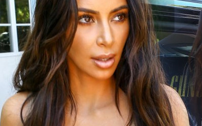 Kim Kardashian na pierwszym selfie od napadu (FOTO)