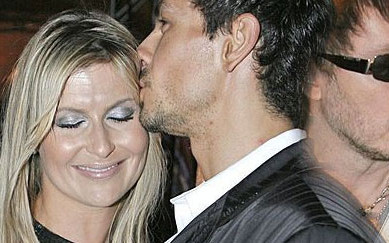 Czarno-biały lans na pokazie Evy Minge (FOTO)