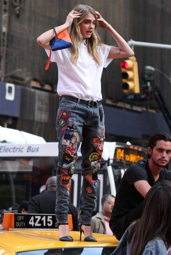 Słodkie minki Cary Delevingne