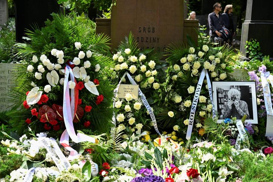 Pogrzeb Tadeusza Rolke! Artyści pożegnali wybitnego fotografa…(FOTO)