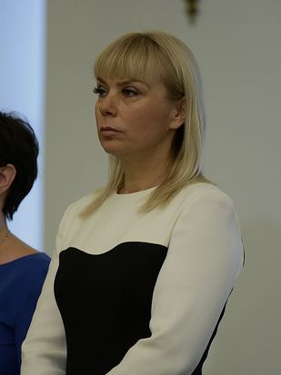 elzbieta-bienkowska-R1