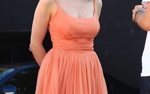 Ubrać się dwa razy w to samo, to dla niej żaden problem