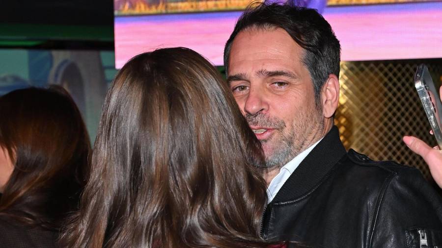 Paweł Deląg z młodszą o 20 lat ukochaną