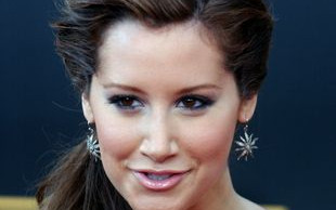 Ashley Tisdale w bikini