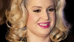 Z twarzy czterdziestka… (FOTO)