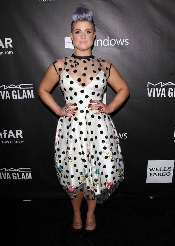 Kelly Osbourne znów dopadł efekt jojo (ZDJĘCIA)