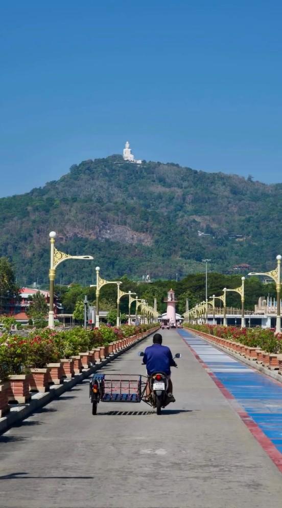 Adam Woronowicz kupił dom na wyspie w Tajlandii, fot. Instagram