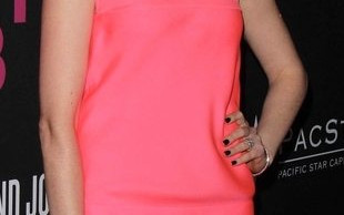 Anne Hathaway w szczytnym celu (FOTO)