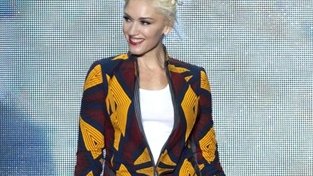 Gwen Stefani wyglądała jak modny clown (FOTO)