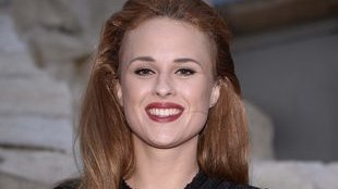 Ależ się zmieniła! Pamiętacie Kaję Paschalską z Klanu? (FOTO)