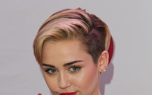 Miley Cyrus na imprezie Jingle Ball (FOTO)