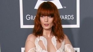 Kto przebrał się za białego łabędzia? (FOTO)