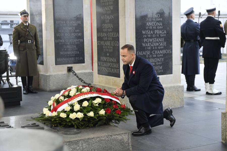 Polacy wyszli na ulice. Tak Warszawa celebruje Święto Niepodległości! Zdjęcia