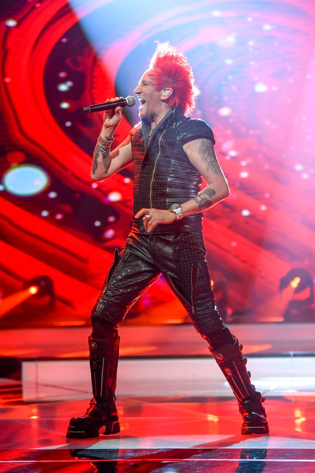 Michał Wiśniewski na koncercie.