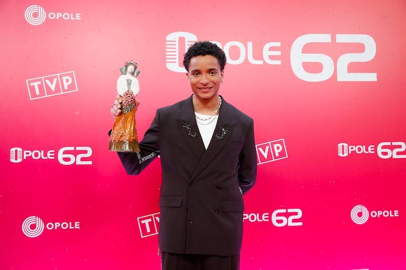 Daniel Godson zwycięzcą konkursu „Debiuty” 62. KFPP. To syn polityka!