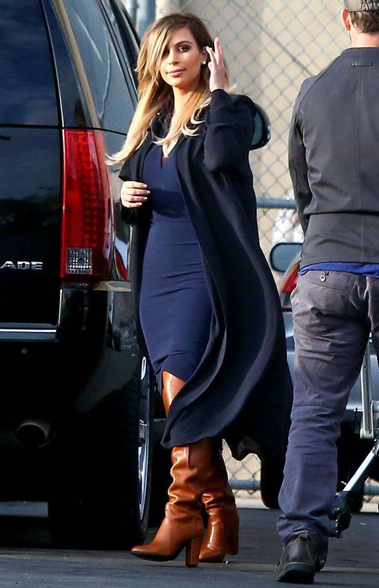 Kim Kardashian przed, w i po ciąży