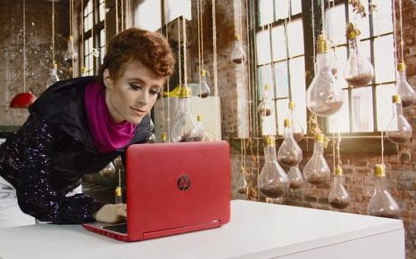 Słyszeliście już nową piosenkę genialnej Kieszy? (VIDEO)