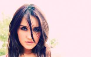 Dulce Maria – gwiazda w stylu latino znów śpiewa!
