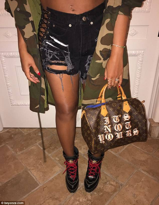 8 tygodni po urodzeniu bliźniaków Beyonce pokazała całkowicie płaski brzuch!