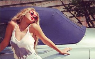 Poznacjecie? Dziś śpiewa i zarabia miliony (FOTO)