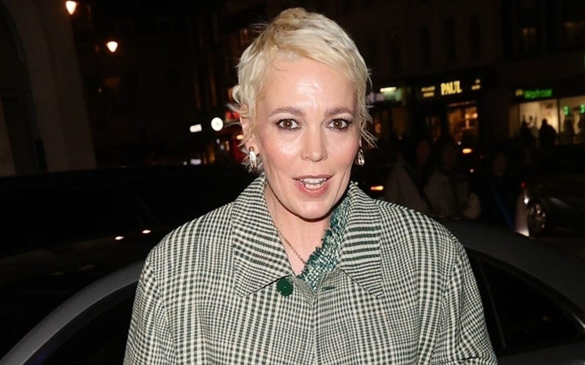 Gwiazda “The Crown” żali się na nierówne płace: “Gdybym była Oliverem Colmanem, zarabiałbym o wiele więcej”