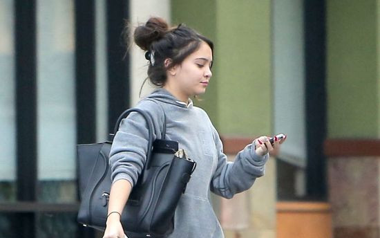Stella Hudgens – siostra Vanessy. Czy jest podobna do siostry?