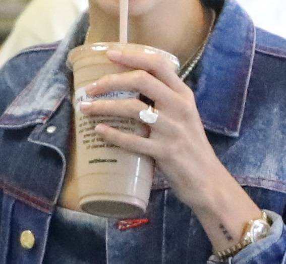 Bieberowie przyłapani z obrączką na palcu. Mamy zbliżenie!