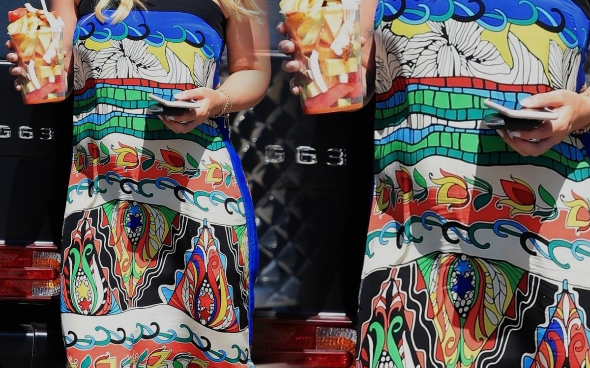 U tej gwiazdy Disneya widać już CIĄŻOWE krągłości (ZDJĘCIA)