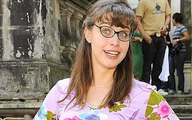 Julia Kamińska jako Ula Brzydula (FOTO)